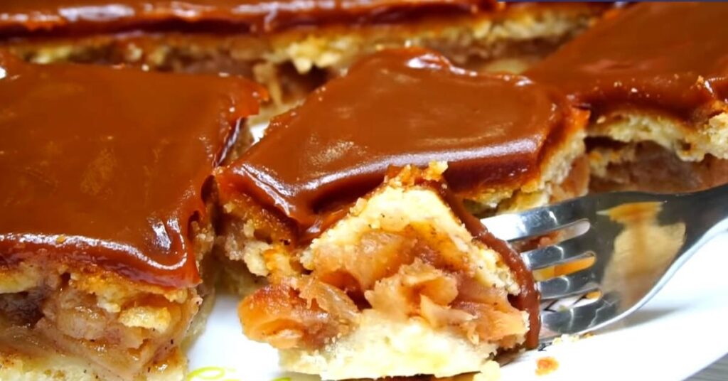 Фото 20 — Рецепт сырного пирога с карамелью и яблоками