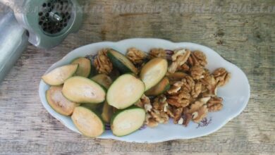 Photo of Сыр бри с медом и грецкими орехами