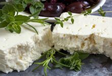 Photo of Сыр фета с оливками и томатами