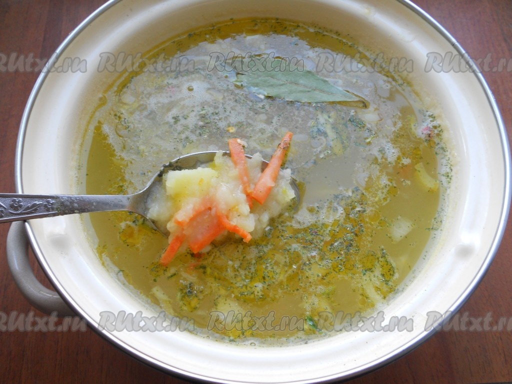 Фото 68 — Сырный суп с картофелем и шпинатом