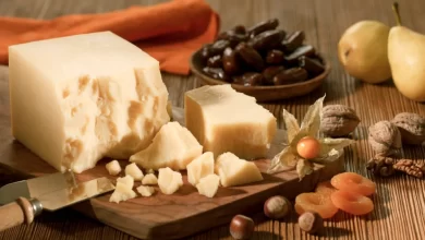 Photo of Сыр пармезан с клюквенным вареньем