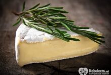 Photo of Сыр бри с грушей и кедровыми орешками