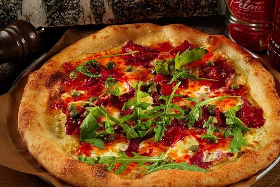 Фото 6 — Рецепт сырной пиццы с ветчиной и ананасом